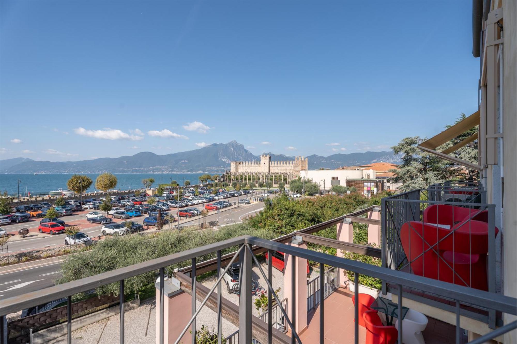 Hotel Al Castello Torri Del Benaco Εξωτερικό φωτογραφία