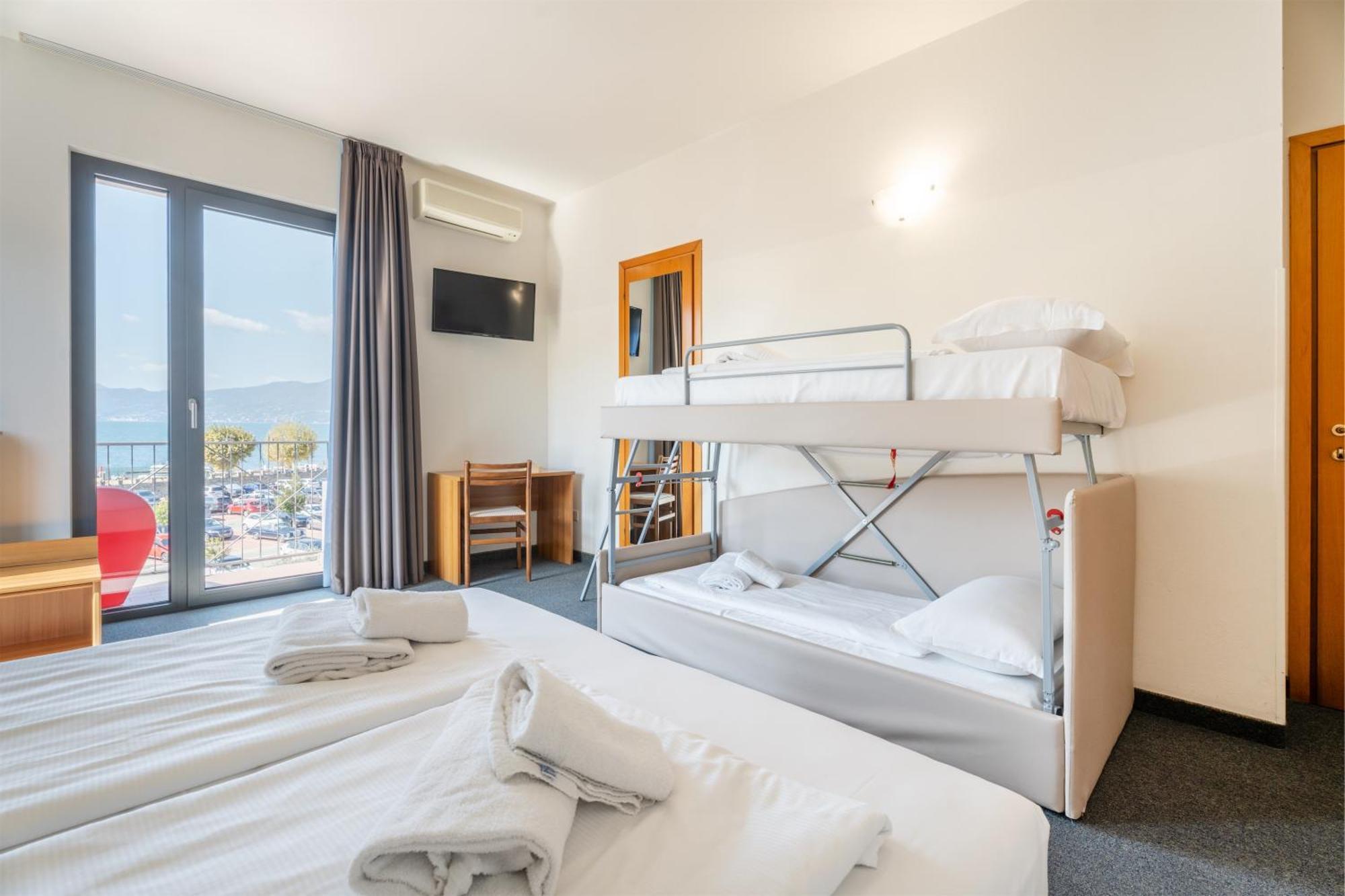 Hotel Al Castello Torri Del Benaco Εξωτερικό φωτογραφία