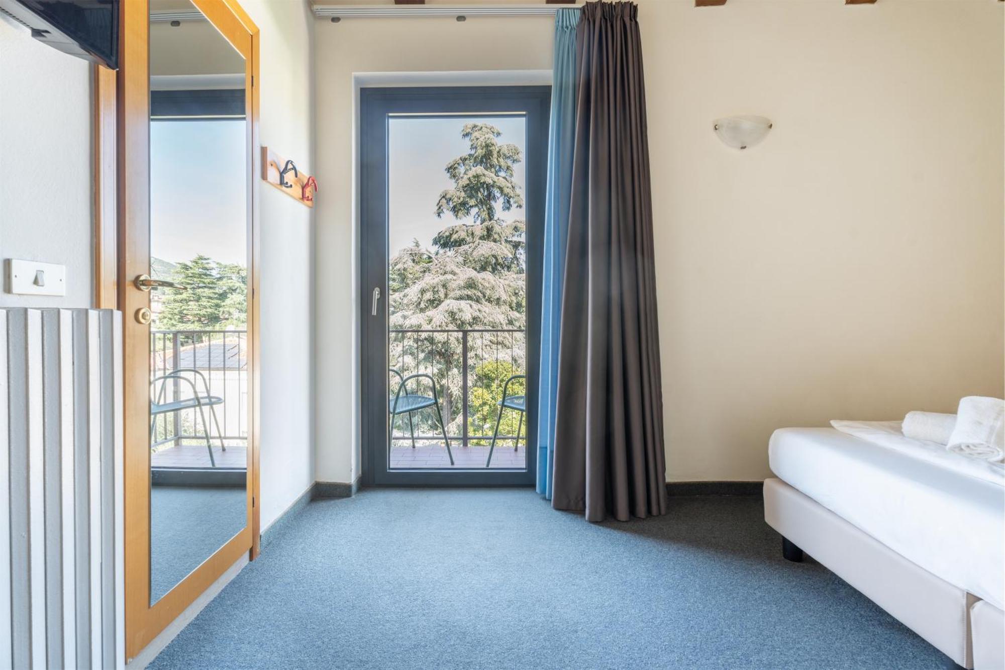 Hotel Al Castello Torri Del Benaco Εξωτερικό φωτογραφία
