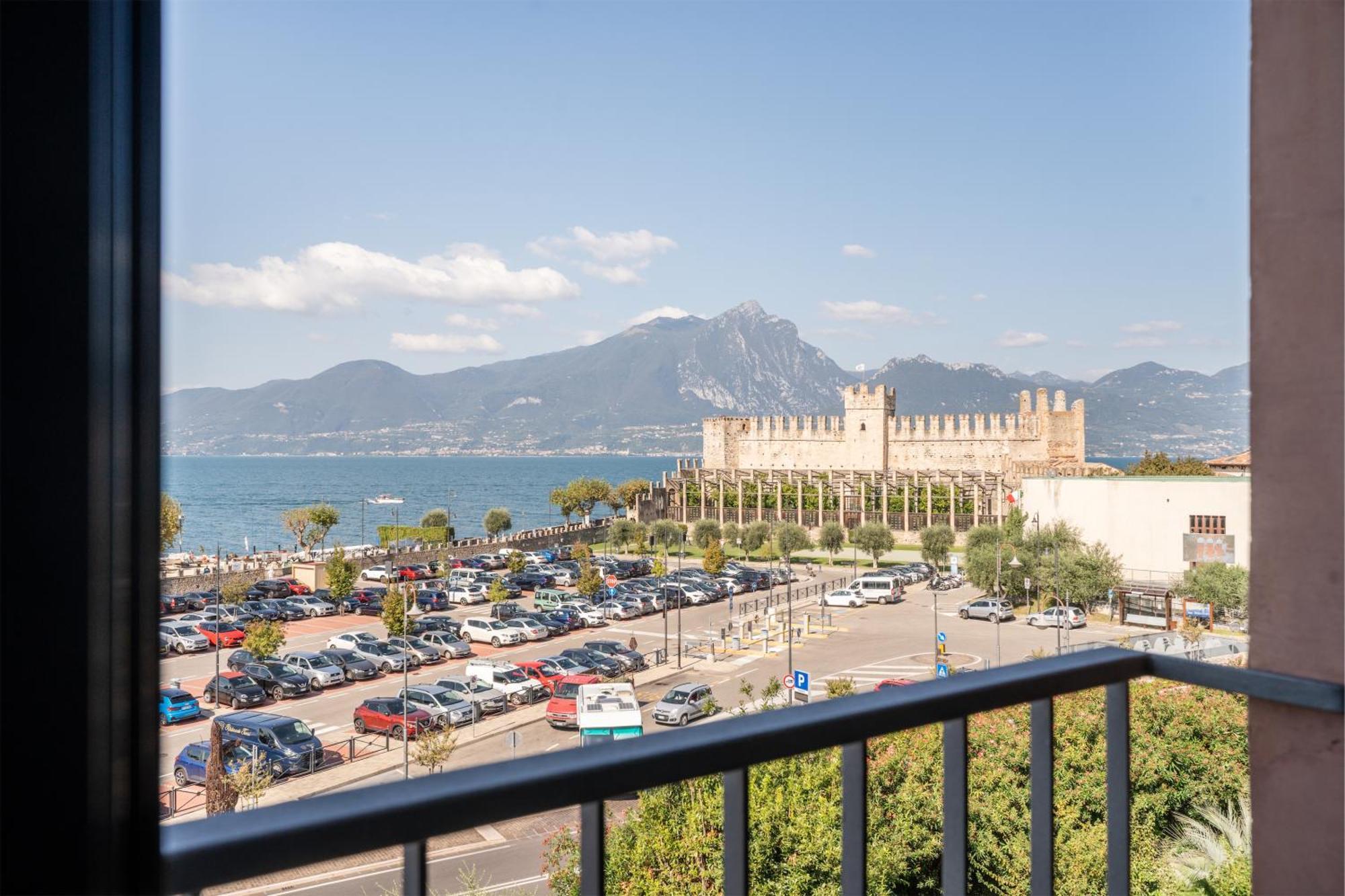 Hotel Al Castello Torri Del Benaco Εξωτερικό φωτογραφία