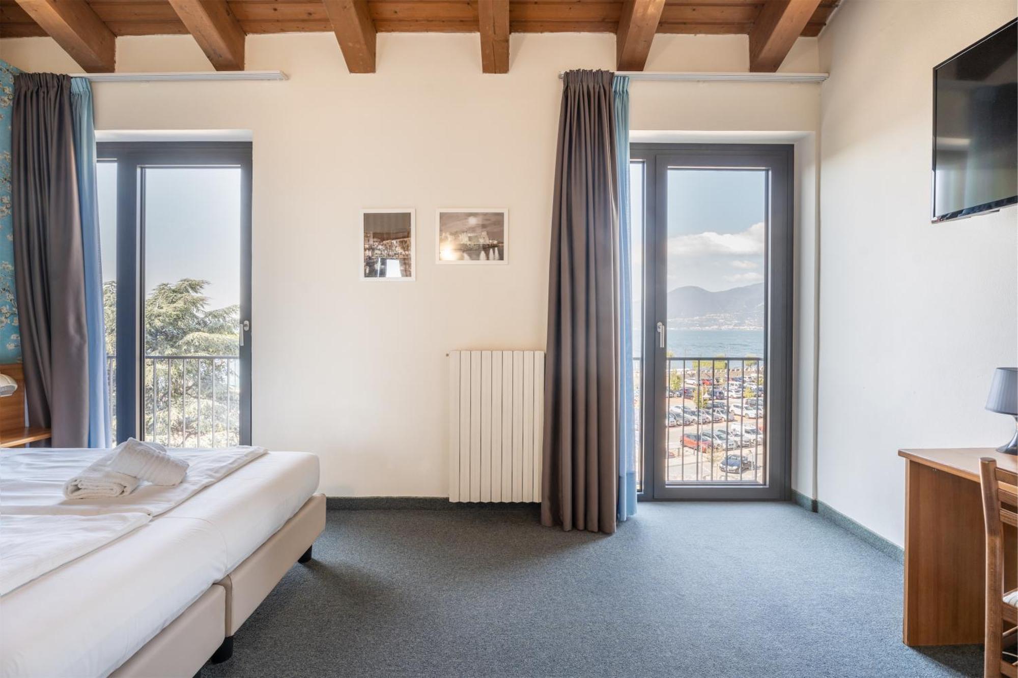 Hotel Al Castello Torri Del Benaco Εξωτερικό φωτογραφία